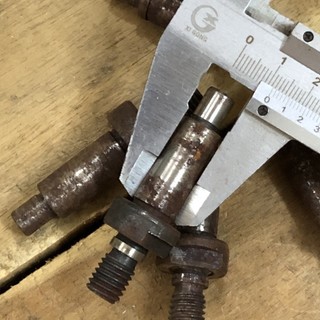 Trục cốt găn đá máy mài Maktec MT954, MT951