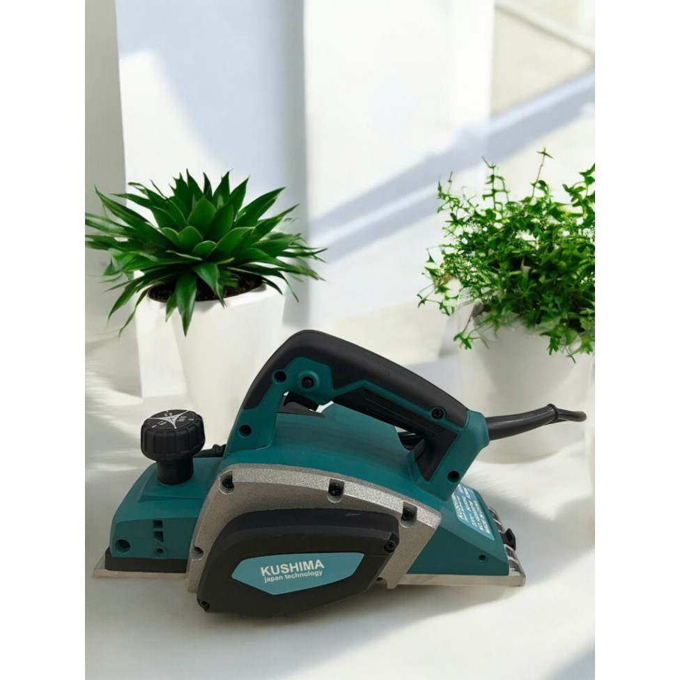 Máy Bào Kushima, Máy Bào Gỗ Cầm Tay Kushima Giúp Cho Bạn Bào Mòn Các Vật Dụng Đơn Giản