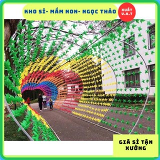 Combo 100 chong chóng nhựa 7 màu dây treo trang trí