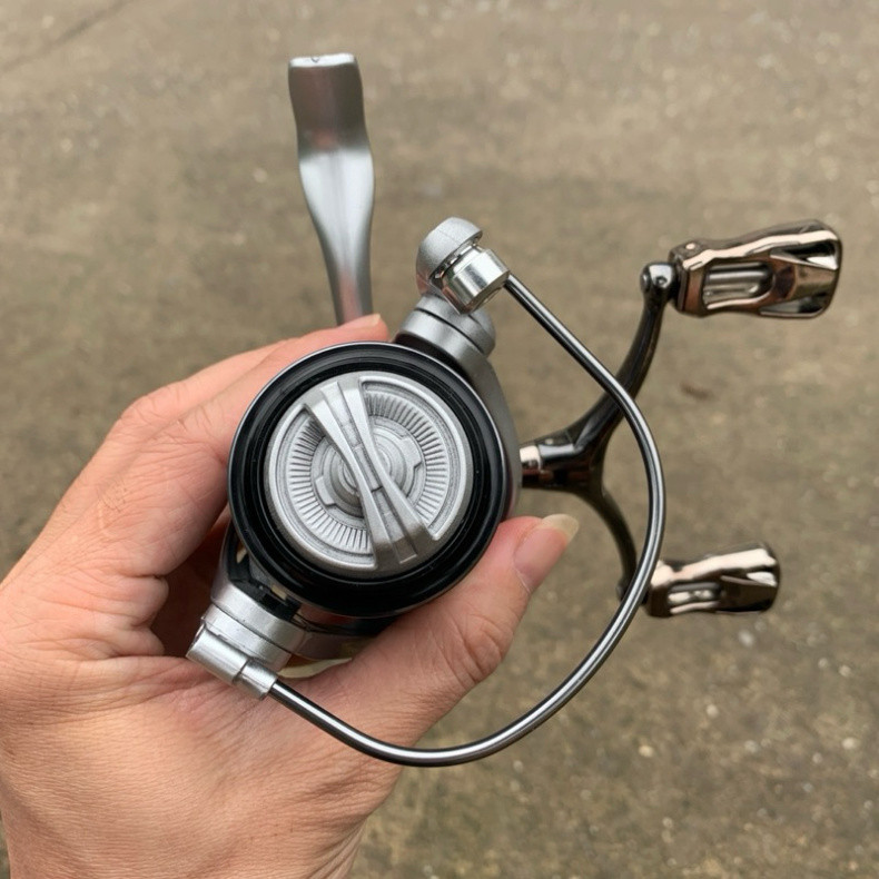 Máy câu Lure siêu đạn bạc tay quay đôi KE2000s gahagv555