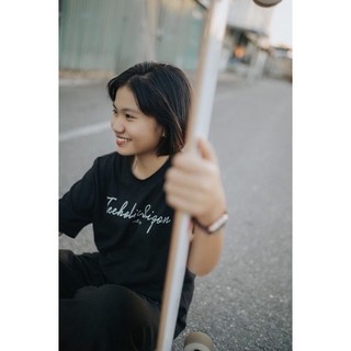 Áo Thun Nam Nữ TEEHOLIC In Chữ Ký Teeholic Saigon - THSI24