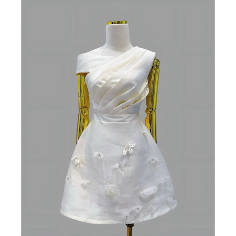 [DEAL MỞ BÁN] Áo len dệt kim phối cúc fom ôm ngang eo, áo len mùa đông cho nữ Phong cách hiện đại T36 | BigBuy360 - bigbuy360.vn