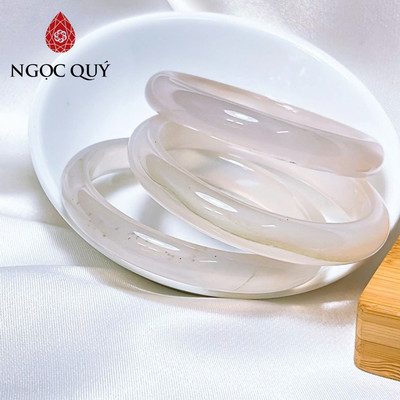 Vòng mã não trắng - chalcedony bạch nguyệt vân tảo trắng bông tuyết bản 9-11mm - Ngọc Quý
