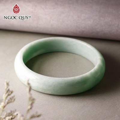 Vòng liền khối Ngọc Quý Châu - Ngọc Quý