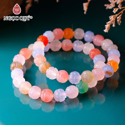 Vòng tay đá fluorite khắc hoa sen hạt 8mm - Ngọc Quý
