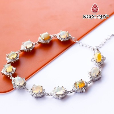 Vòng lắc S925 đính đá opal thiên nhiên Mẫu VC1171 - Ngọc Quý