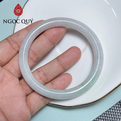Vòng cẩm thạch - Vòng nguyên khối bản tròn đá cẩm thạch bạch ngọc phớt xanh nhẹ type B- Ngọc Quý