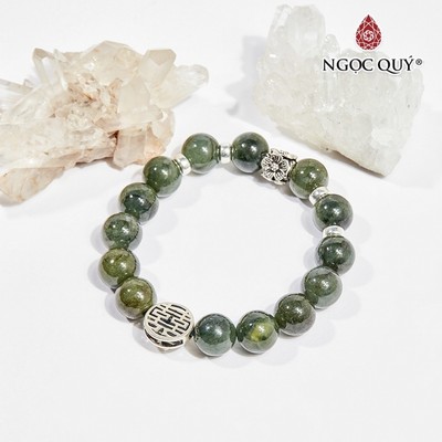 Vòng tay cẩm thạch nước ngọc charm thông Mẫu VC0993 - Ngọc Quý