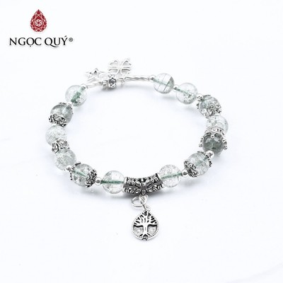 Vòng thạch anh ưu linh xanh phối charm cỏ 4 lá Mẫu VC0545 - Ngọc Quý