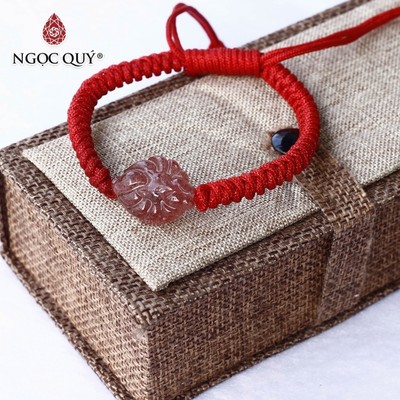 Vòng tay thắt dây đỏ xỏ đá hình hồ ly 9 đuôi TA dâu hợp mệnh hỏa, thổ - Ngọc Quý