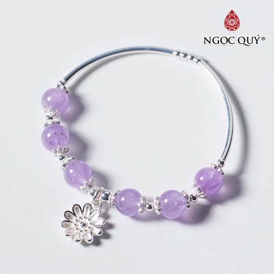 Vòng tay Thạch Anh Tím ngọc charm hoa 10 cánh Mẫu VC1037 - Ngọc Quý