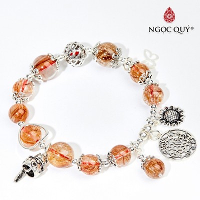 Vòng tay thạch anh tóc đỏ charm heo may mắn Mẫu VC0612 - Ngọc Quý