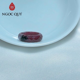 Nhẫn đá Ruby Nam Phi bản hẹ và vuông  - Ngọc Quý