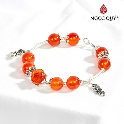 Vòng Tay Đá Mã Não Đỏ Phối Charm Bươm Bướm Size Hạt 8mm Mẫu VC0124 - Ngọc Quý
