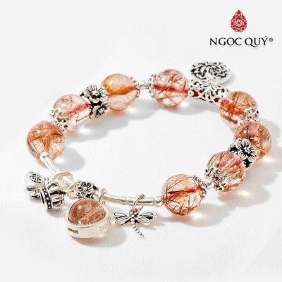 Vòng tay thạch anh tóc đỏ phối charm hoa sen Mẫu VC0591 - Ngọc Quý