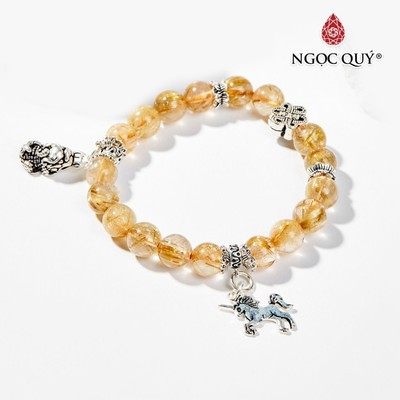 Vòng tay thạch anh tóc vàng charm tỳ hưu và kỳ lân hạt 8mm Mẫu VC0660 - Ngọc Quý