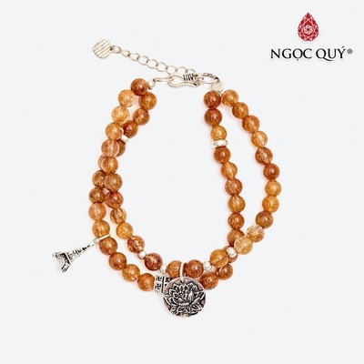 Vòng tay đôi thạch anh tóc vàng phối charm hoa sen hạt 6mm Mẫu VC0589 - Ngọc Quý