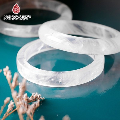 Vòng tay liền khối đá thạch anh trắng thiên nhiên mệnh thủy, kim - Ngọc Quý