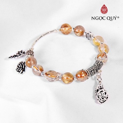 Vòng tay thạch anh tóc vàng phối tỳ hưu treo hạt 8mm Mẫu VC0573 - Ngọc Quý
