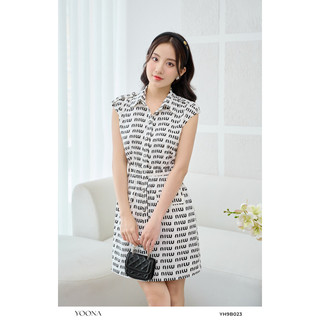 Đầm sơ mi nữ sát nách lụa in chữ đen trắng chun eo YOONA - YH9B023
