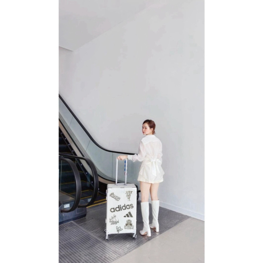 [Vali 79 ] Vali Adidas Grafity Suitcase Cream Màu Trắng Kem Size 20/24/28 khung nhôm khoá sập TSA bả
