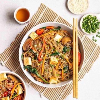 Dầu mè Light F&S chai 2L