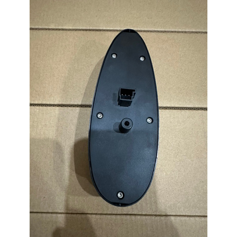 Công tắc lên xuống kính tổng Mercedes E200 E250