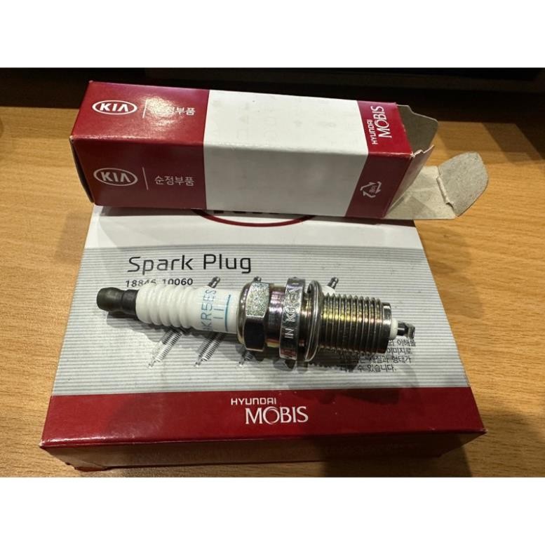 Bugi NGK Iridium cho xe Kia Carens