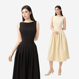 RECHIC Đầm dài Cinala cổ thuyền sát nách phối xếp ly tà sang trọng thanh lịch