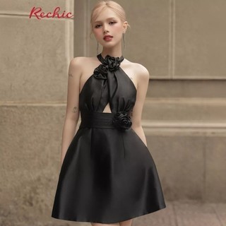 RECHIC Đầm Ngắn Samira dáng yếm chiết eo đính hoa phần cổ và eo quý phái sang trọng