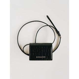  Ví Đeo Chéo Gwen Woc Floralpunk - Mini Bag Da PU Cao Cấp Đựng AirPods Chìa Khóa & Thẻ ATM 