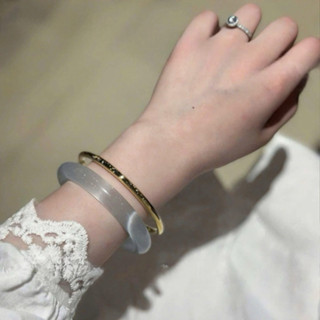 [H.studio] COMBO 2 VÒNG NGỌC + VÒNG TITAN VÀNG FULL BOX