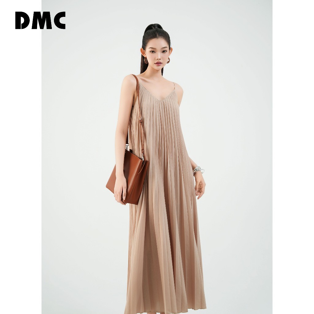 Đầm maxi be xếp li DMC (Beige Pleated Woven Maxi Dress)