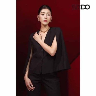 Áo vest đen xẻ tay cổ V SIXDO (Black Woven Vest With Belt)