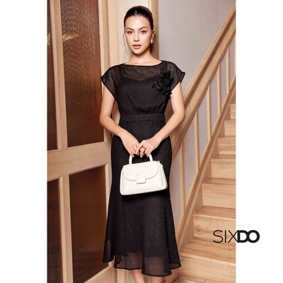 Đầm ren đen đuôi cá SIXDO (Black Lace Midi Dress With Flower)