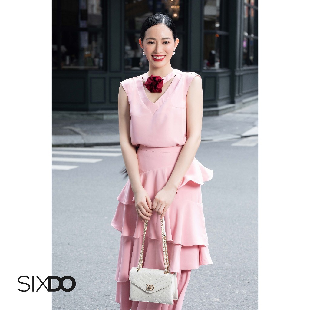 Áo hồng sát nách cổ V SIXDO (Peach Pink Sleeveless Silk Top With Flower)