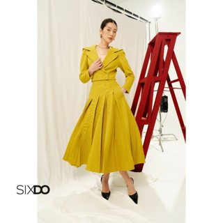 Áo vest nữ vàng dáng lửng tay dài SIXDO (Dark Yellow Cropped Woven Raw Vest)