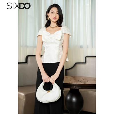 Áo gấm cổ vuông phối nơ ngực SIXDO (Cream Square Neck Brocade Top)