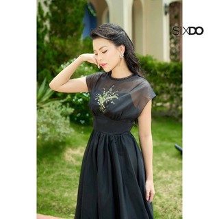 Đầm đen xòe phối hoa ngực SIXDO (Black Midi Dress With Embroidered Flower)