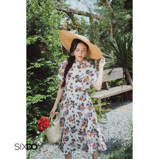 Áo lụa hoa cổ tròn trẻ trung SIXDO (Cream Floral Silk Top )