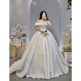 Váy trắng "LUXURY"kiểu dáng váy cưới hàn quốc công chúa, phối hoa nổi y mẫu ^^