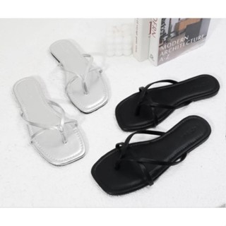 💫[MẪU MỚI] Dép ,dép kẹp nữ quai trơn có dây ngang mũi vuông được may viền chắc chắn & đẹp mắt; có 2 màu đen; bạc