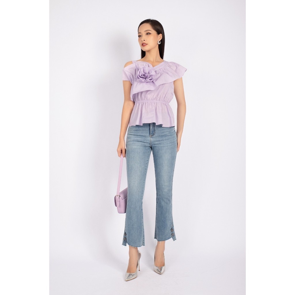 FAK31212 - Áo kiểu dạo phố vải thô dáng peplum eo bo chun vai lệch phối bèo tạo nơ 3D - PANTIO | BigBuy360 - bigbuy360.vn