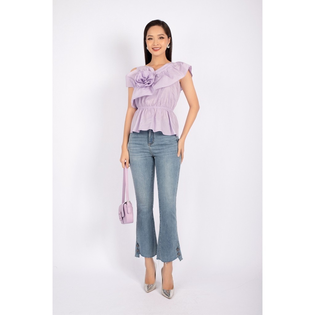 FAK31212 - Áo kiểu dạo phố vải thô dáng peplum eo bo chun vai lệch phối bèo tạo nơ 3D - PANTIO | BigBuy360 - bigbuy360.vn