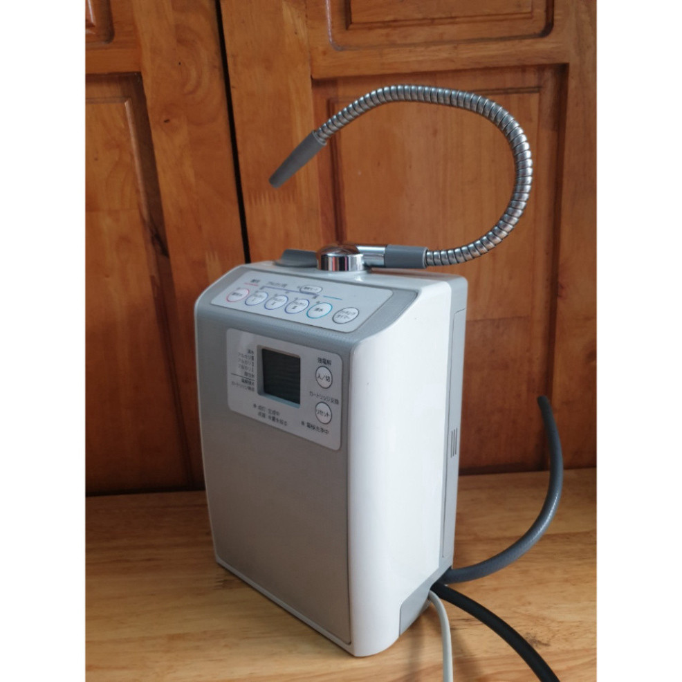 Máy lọc nước điện giải Mitsubishi Cleansui AL001 đã qua sử dụng, chất lượng đảm bảo, tiết kiệm nước.