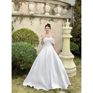  ẢNH THẬT SHOP_ Váy cưới chụp ảnh vai ngang che bắp tay kiểu dáng công chúa 