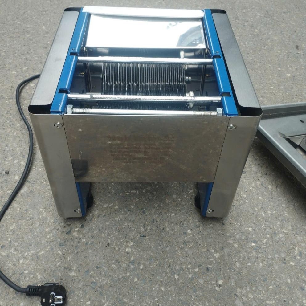 Máy Thái Thịt Loại  2 Cửa 2 kích cỡ dao khác nhau Dao Thép Trắng Chống Gỉ Inox - Máy Thái Thịt Tươi Sống chắc khỏe