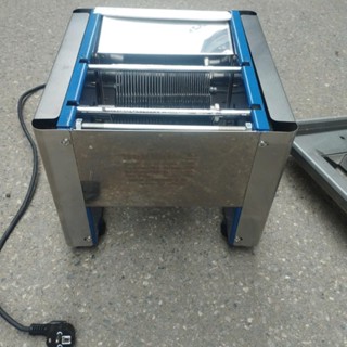 Máy Thái Thịt Loại  2 Cửa 2 kích cỡ dao khác nhau Dao Thép Trắng Chống Gỉ Inox - Máy Thái Thịt Tươi Sống chắc khỏe