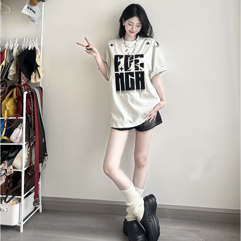 áo thun nữ form rộng xám tiêu fashion áo girl mùa hè áo phông salute | BigBuy360 - bigbuy360.vn