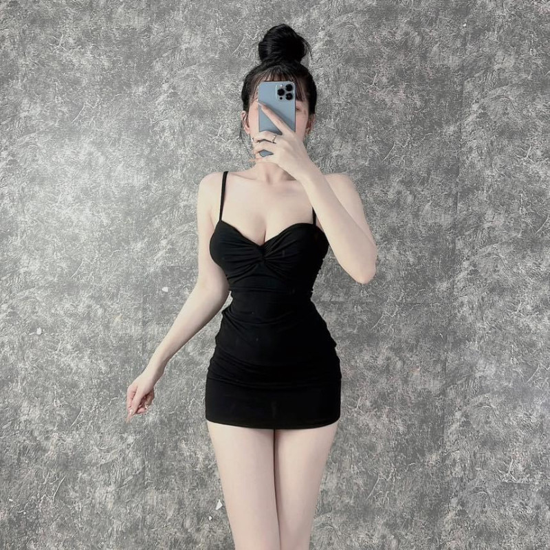 Váy Nữ 2 Dây Gợi Cảm Dáng Ngắn, Đầm Body Nữ Chất mềm Bo Ngực Sexy Sang Chảnh Thời Trang D110 LONACO | BigBuy360 - bigbuy360.vn